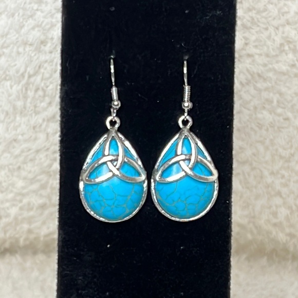 Trinity Celtic Knot Earrings - Picture 2 of 2